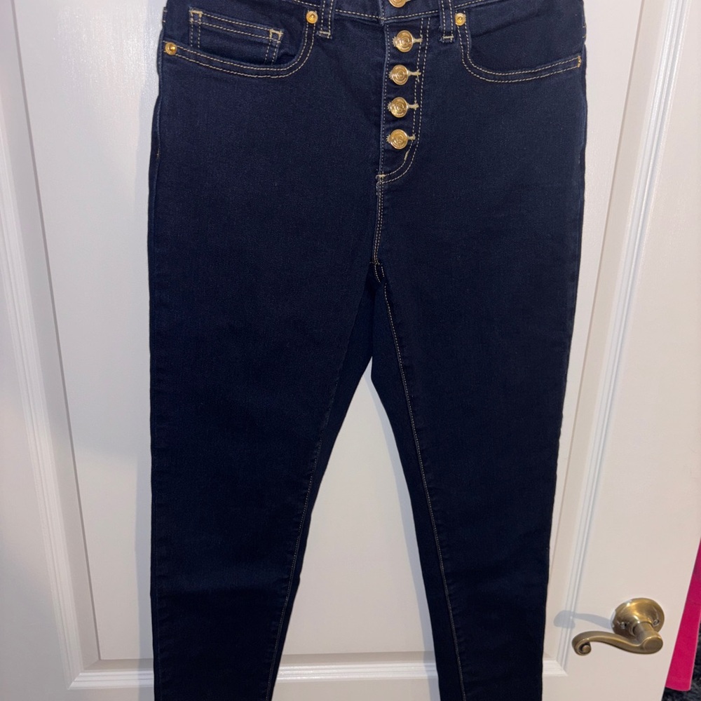 Stylish High-Waisted Dark Denim Jeans with Gold Buttons